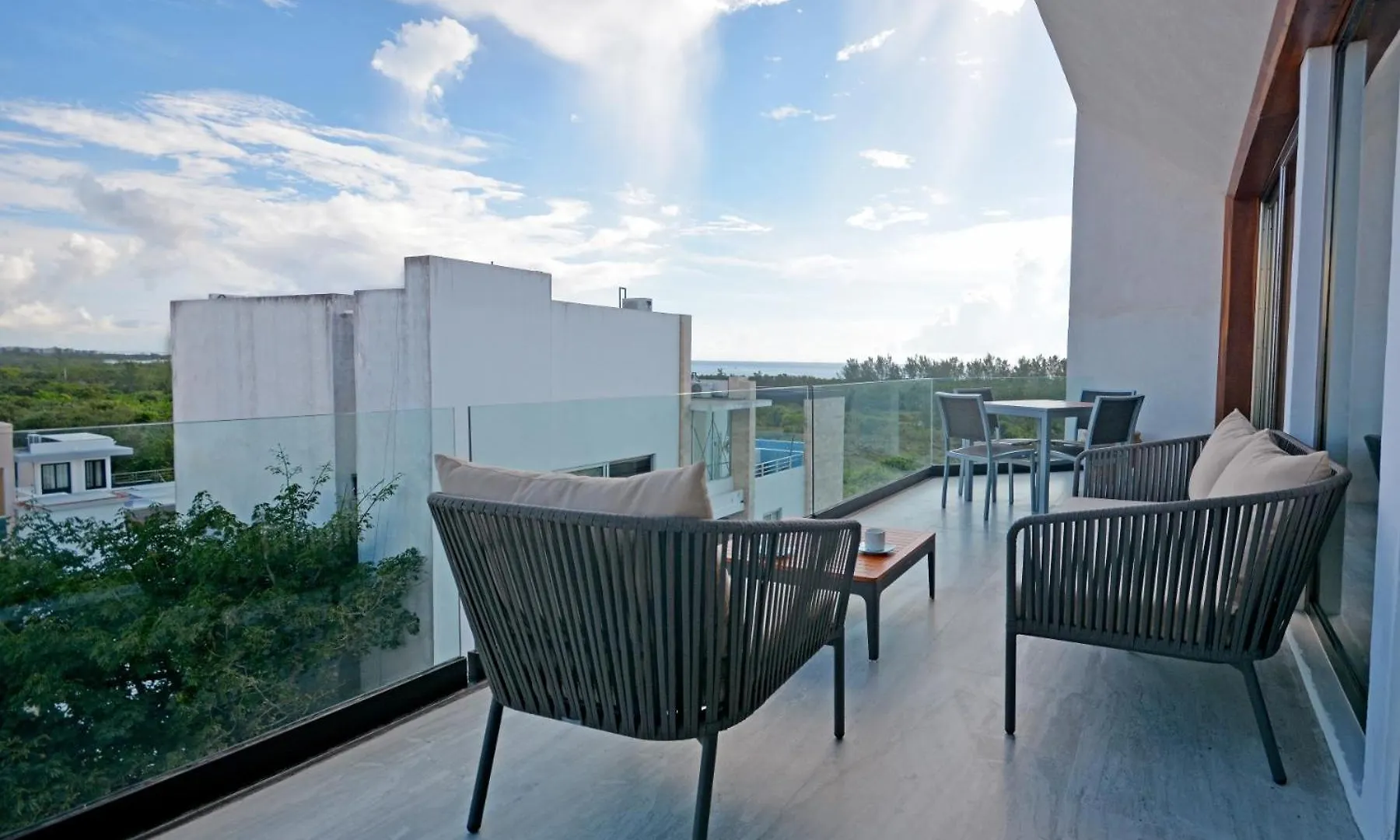 Mayan Monk Suites Playa del Carmen Apartment