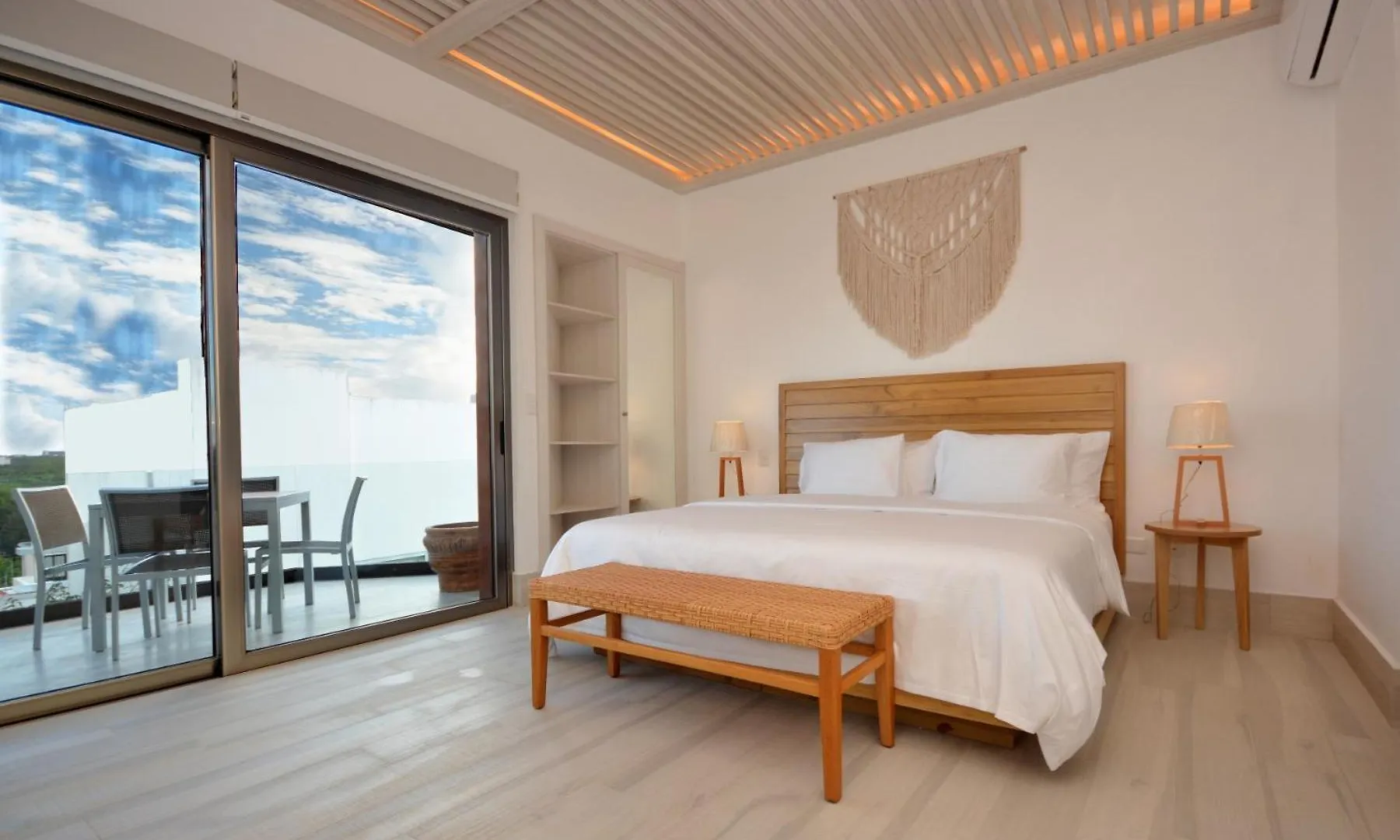 Mayan Monk Suites Playa del Carmen